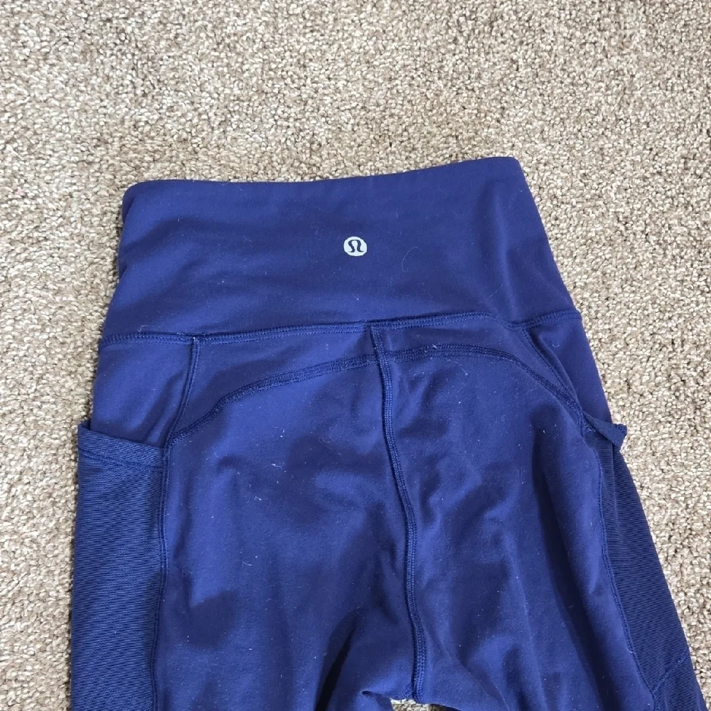 Lululemon Navy Blue High-Waisted Leggings